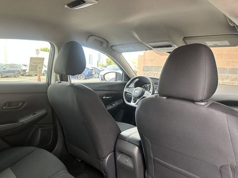 Used 2025 Nissan Sentra SV w/ Trunk Package FWD image 31