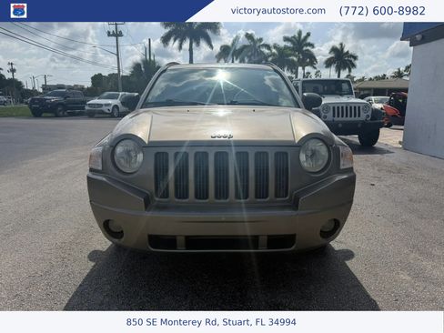 Used 2008 Jeep Compass Sport FWD image 8