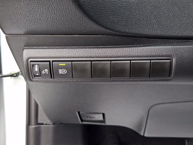 Certified 2026 Toyota Corolla LE FWD image 28