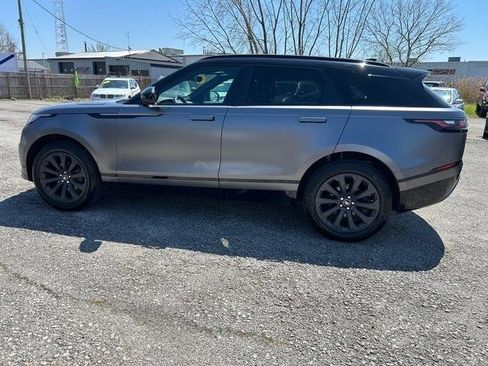 Used 2018 Land Rover Range Rover Velar R-Dynamic SE AWD/4WD image 2