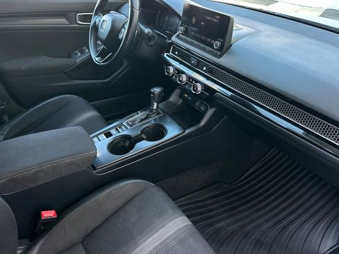 Used 2023 Honda Civic Sport image 14