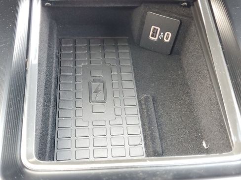 New 2026 Lincoln Corsair Reserve image 23