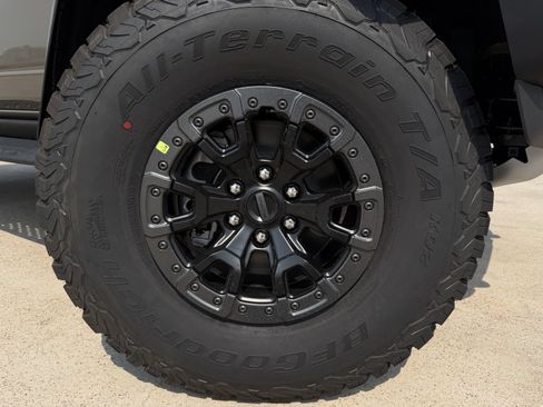 New 2026 Ford Bronco Raptor AWD/4WD image 8