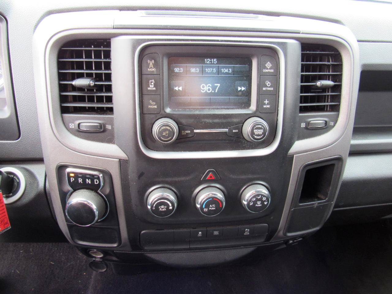 Used 2020 RAM 1500 Tradesman w/ Chrome Appearance Group RWD image 18