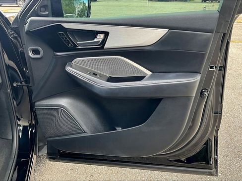 Used 2023 Acura MDX FWD w/ Technology Package image 26