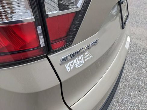 Used 2017 Ford Escape Titanium FWD image 12