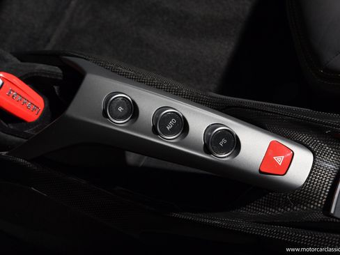 Used 2016 Ferrari 488 Spider RWD image 35