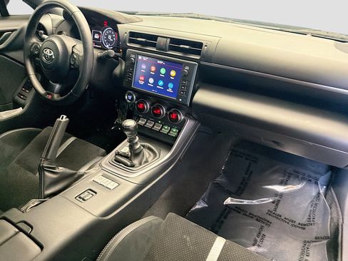 Used 2022 Toyota GR86 Premium image 12