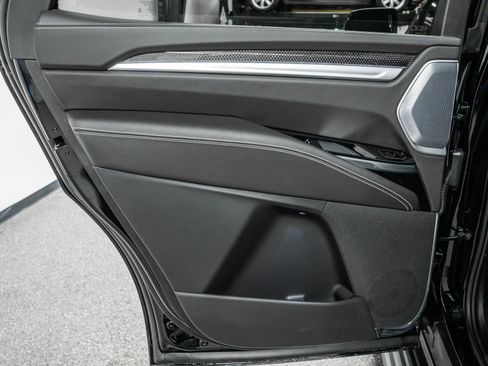 Used 2026 Cadillac Escalade V image 42