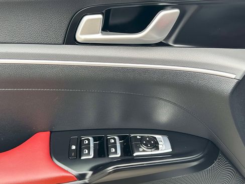 Used 2022 Kia K5 GT-Line w/ GT-Line Awd Premium Package image 17