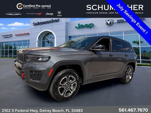 Used 2022 Jeep Grand Cherokee Trailhawk AWD/4WD image 3