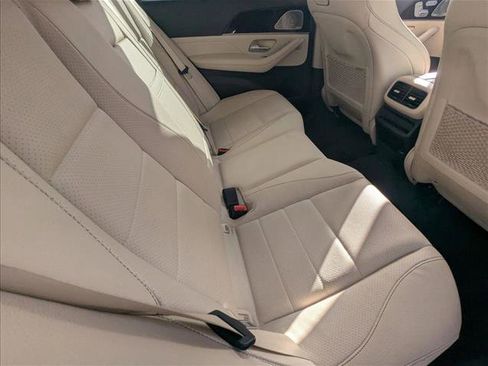 Used 2020 Mercedes-Benz GLE 350 4MATIC image 21