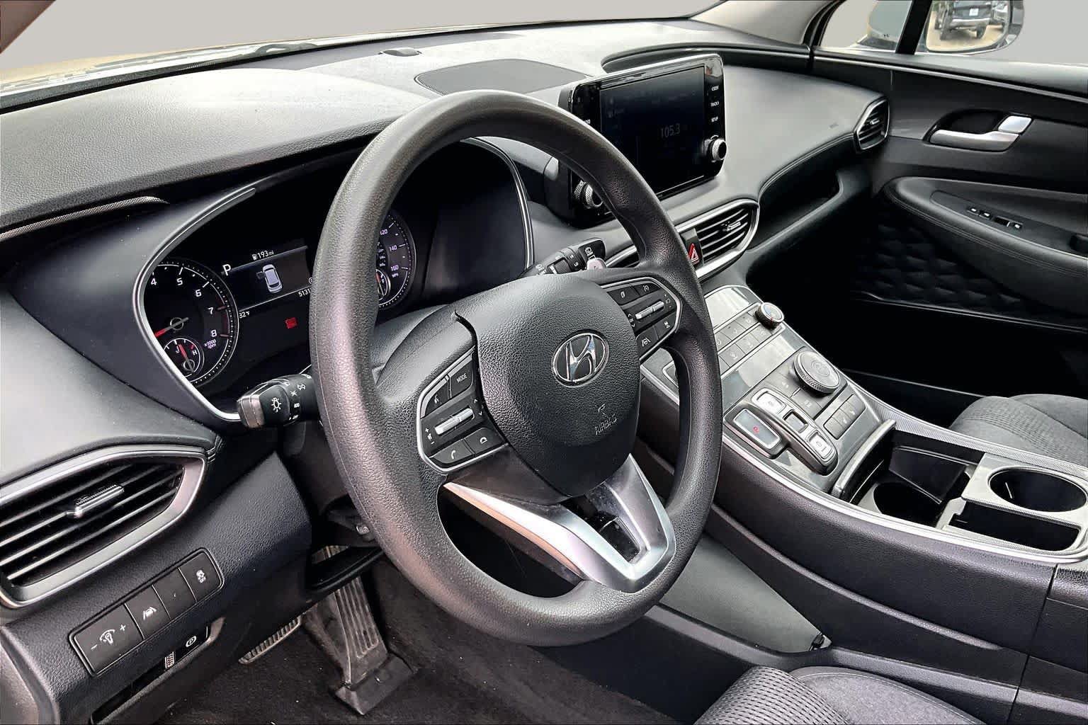Used 2022 Hyundai Santa Fe SEL FWD image 16