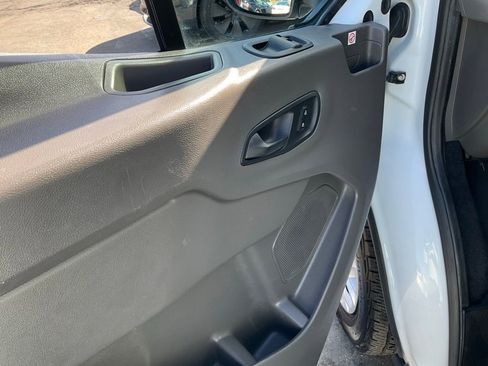 Used 2020 Ford Transit 350 XLT image 23