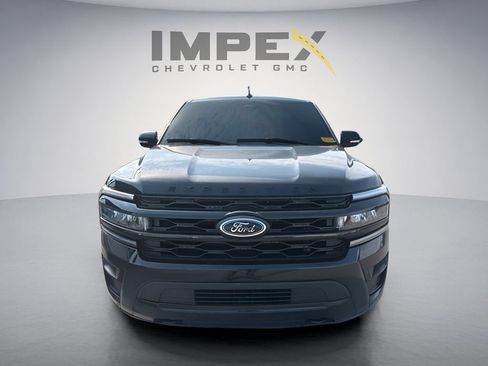 Used 2024 Ford Expedition Limited AWD/4WD image 6