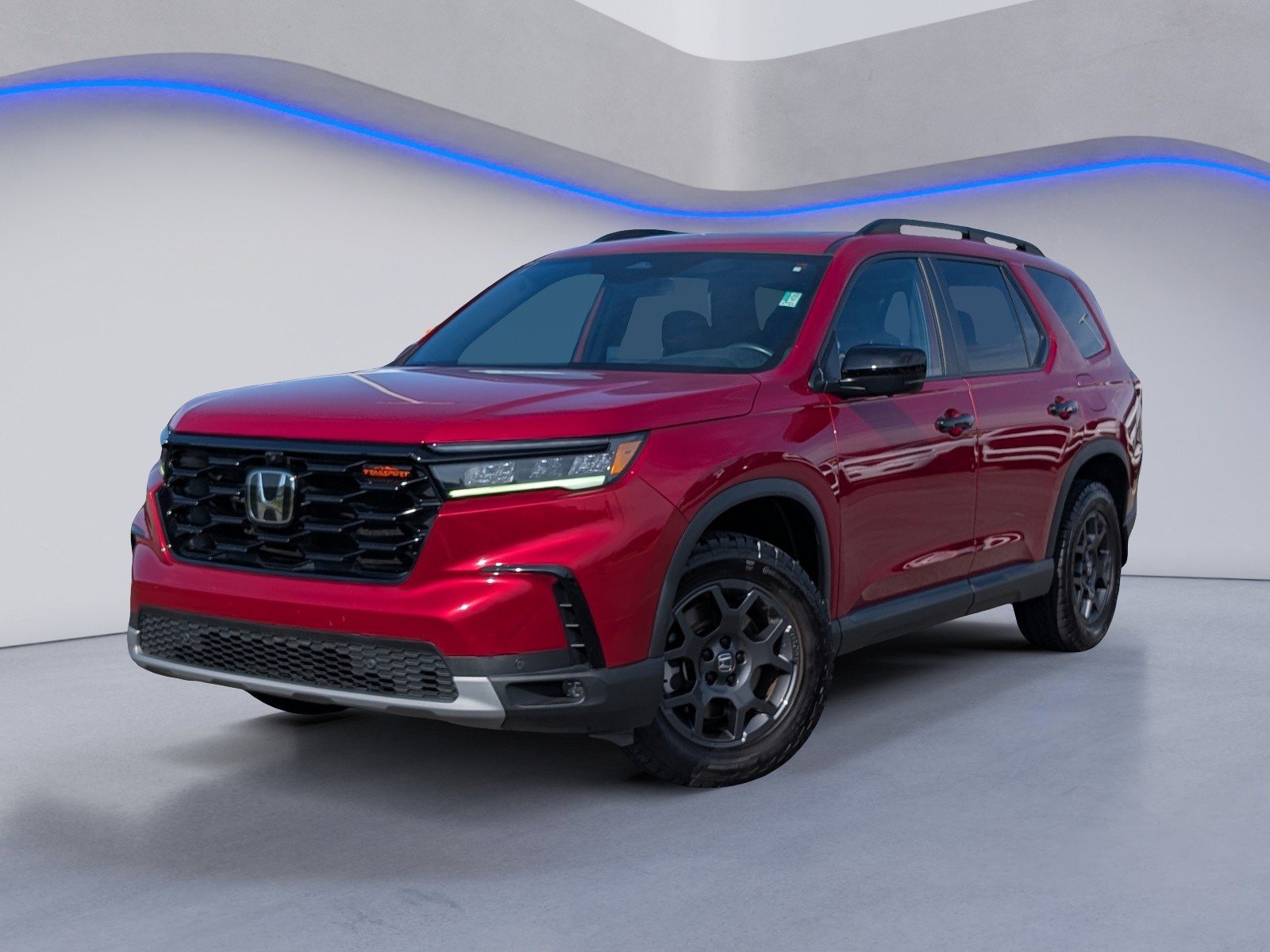 Used 2025 Honda Pilot TrailSport image 2