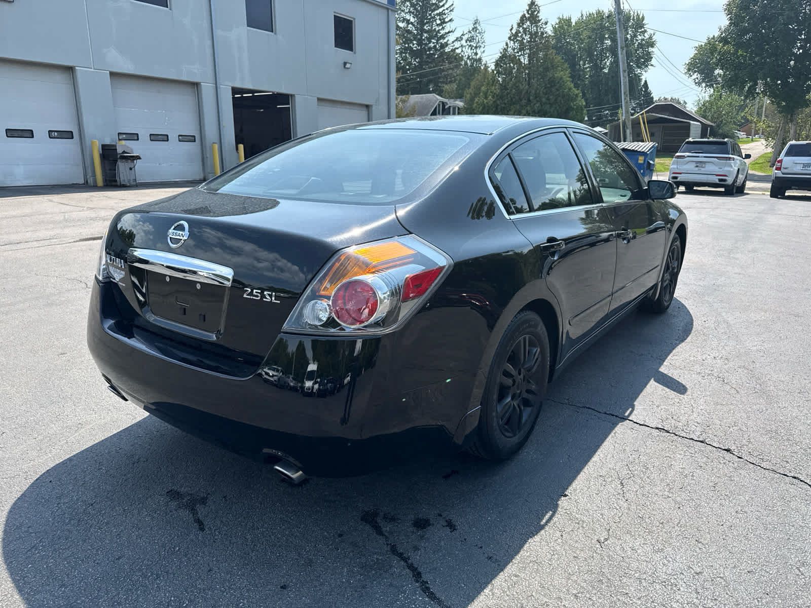 Used 2012 Nissan Altima 2.5 SL w/ 2.5SL Pkg FWD image 3