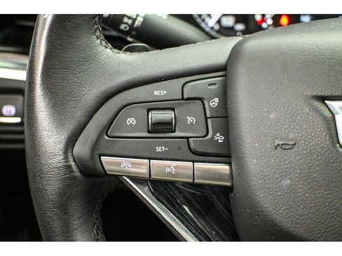 Used 2024 Cadillac XT6 Premium Luxury AWD/4WD image 41