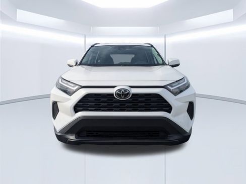 Used 2024 Toyota RAV4 XLE image 8