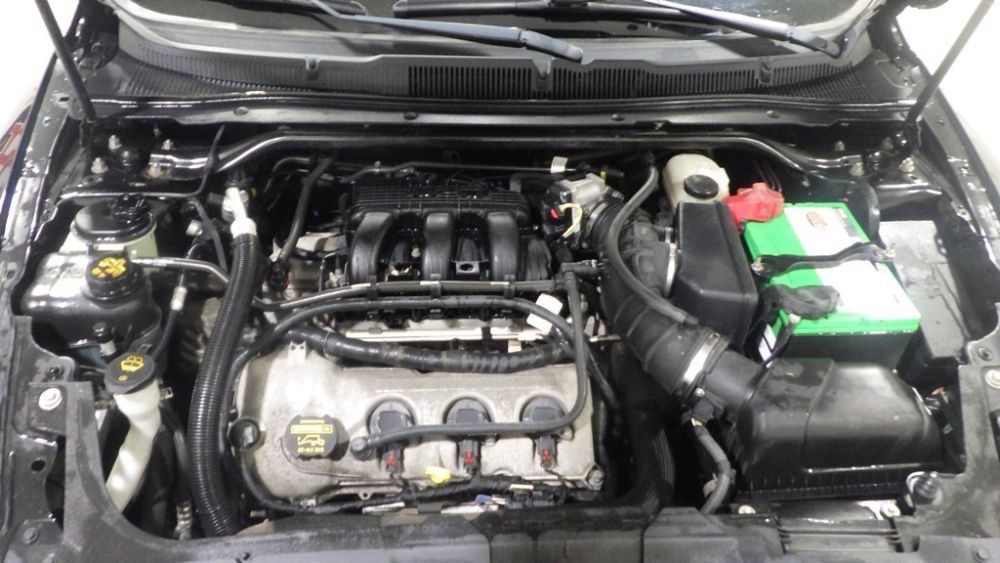 Used 2011 Ford Taurus SEL w/ 201A Rapid Spec Order Code FWD image 10