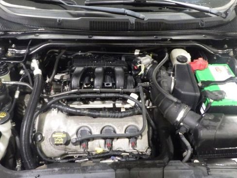 Used 2011 Ford Taurus SEL w/ 201A Rapid Spec Order Code image 10