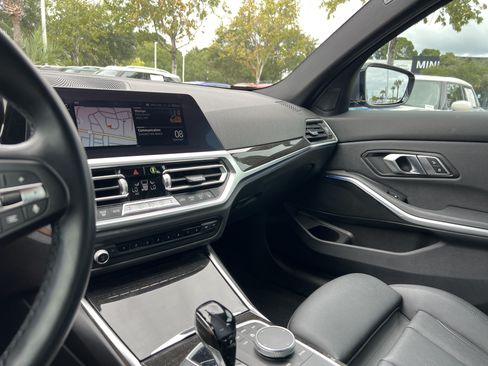 Used 2021 BMW 330i Sedan w/ Driving Assistance Package RWD image 30