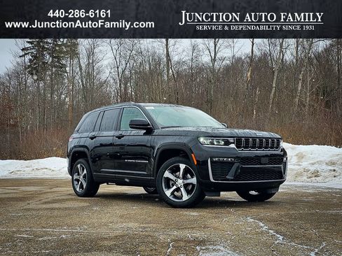 New 2026 Jeep Grand Cherokee Limited AWD/4WD image 1