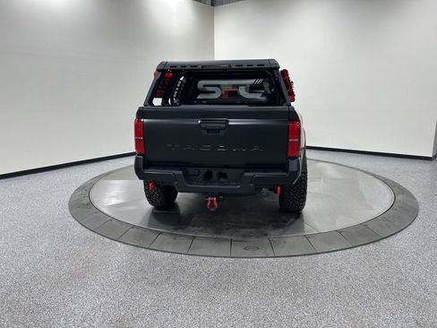 Used 2025 Toyota Tacoma TRD Off-Road image 6