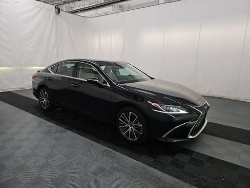 Used 2023 Lexus ES 250 w/ Premium Package AWD/4WD image 19