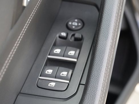 Used 2022 BMW X6 xDrive40i w/ Premium Package image 25