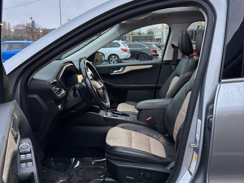 Used 2021 Ford Escape Titanium w/ Titanium Elite Package image 19