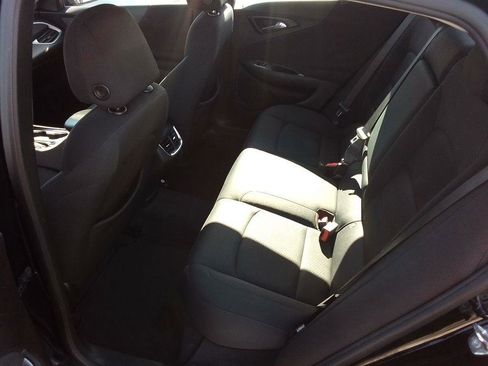 Used 2022 Chevrolet Malibu LT image 14