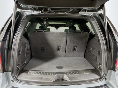 Used 2023 Chevrolet Tahoe High Country image 21