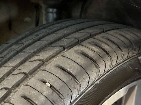 Certified 2022 Subaru Ascent Touring w/ Popular Package #2A image 22