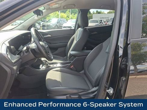 Used 2025 Buick Encore GX Preferred FWD image 2