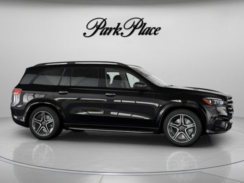 New 2026 Mercedes-Benz GLS 450 450 image 29