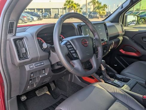 Used 2025 Nissan Frontier Pro-X w/ Pro Convenience Package RWD image 34