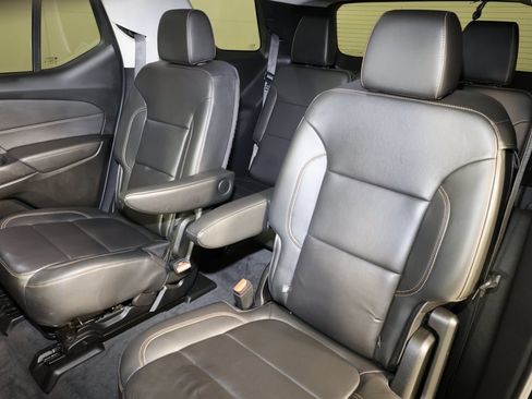 Used 2020 Chevrolet Traverse RS w/ LPO, Floor Liner Package image 11