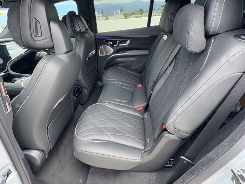 New 2026 Mercedes-Benz EQS 400 4MATIC SUV image 28