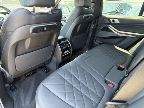 Used 2026 BMW X5 xDrive50e w/ M Sport Package AWD/4WD image 8