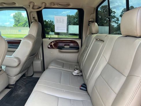 Used 2007 Ford F250 4x4 Crew Cab Super Duty image 8