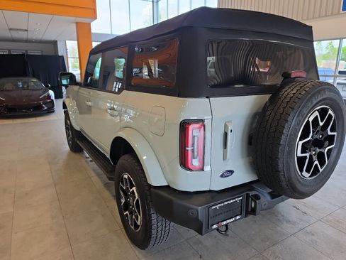 Used 2023 Ford Bronco Outer Banks AWD/4WD image 11