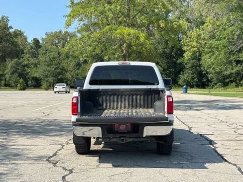 Used 2016 Ford F250 XL w/ Power Equipment Group AWD/4WD image 7