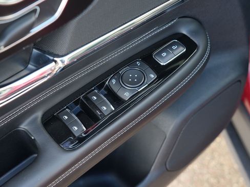 Used 2021 Lincoln Corsair Reserve w/ Sport Package image 18