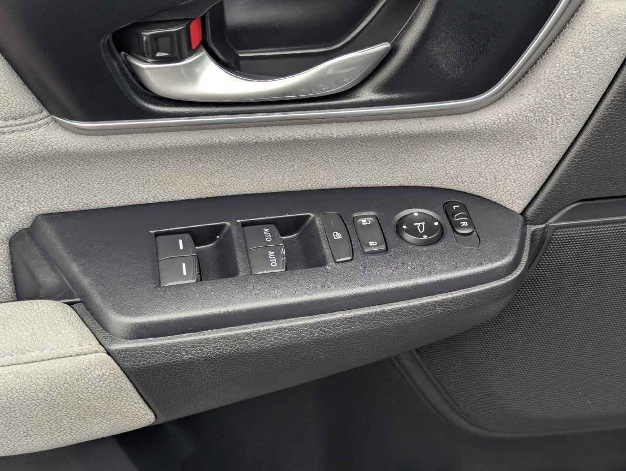 Used 2021 Honda CR-V EX image 13