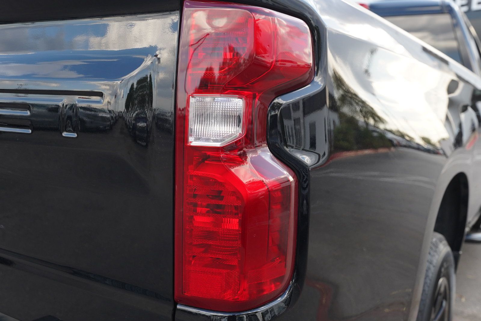 Used 2025 Chevrolet Silverado 1500 W/T w/ WT Value Package RWD image 20