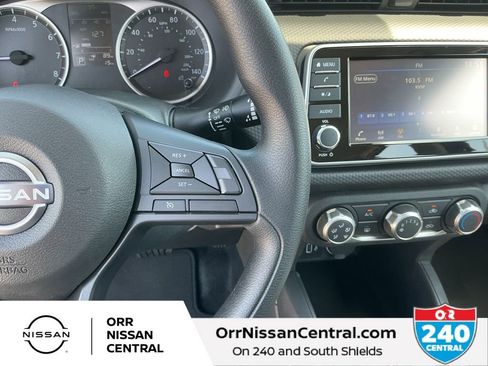 New 2025 Nissan Kicks Play S image 20