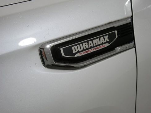 Used 2024 GMC Sierra 1500 Denali w/ Technology Package AWD/4WD image 12