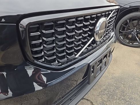 New 2026 Volvo XC40 B5 Plus w/ Protection Package Premier image 3