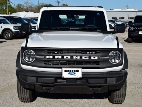 New 2026 Ford Bronco 2-Door image 2